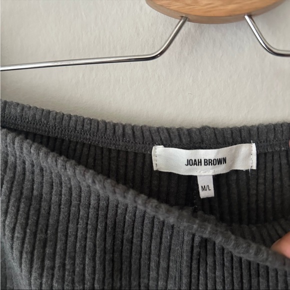 Joah brown relaxed shorts - Picture 5 of 5